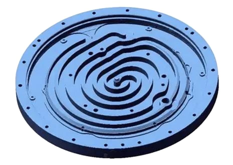 Captured heater-disk geometry provides the complete evidence set for feature reconstruction.